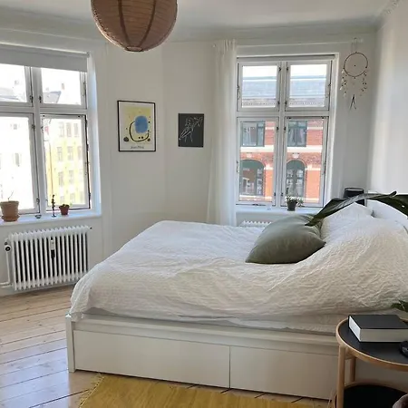Bright And Cosy Top Floor Apt. Διαμέρισμα *